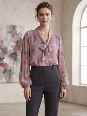Wilfred Silk Tie-Neck Pleated Blouse in Mauve and Rust